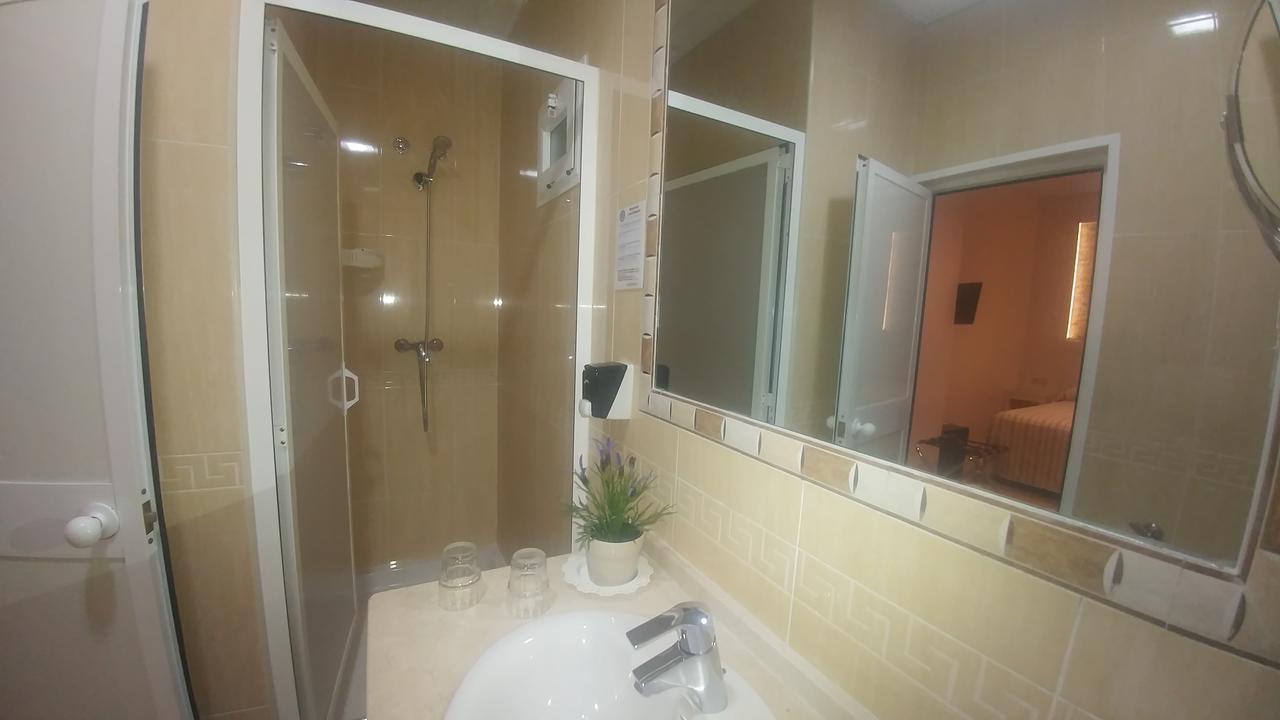 Hostal Paris 산페르난도 외부 사진